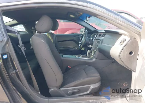 2013 Ford Mustang V6 from USA, damaged, VIN 1ZVBP8AMXD5211684